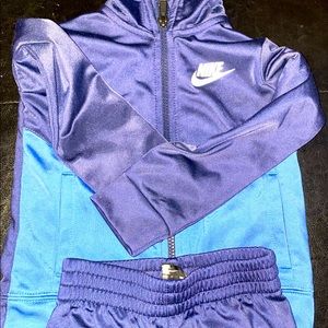 Nike track suit